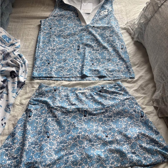 (NWT) SMITH & QUINN Tailgate UNC Set - Picture 1 of 9